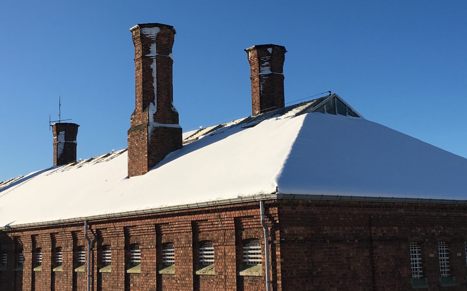 Shrewsbury Prison covered in snow